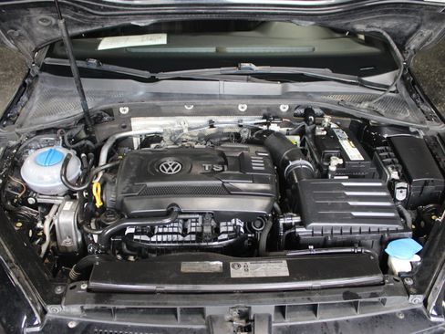 Used 2015 Volkswagen GTI S image 26