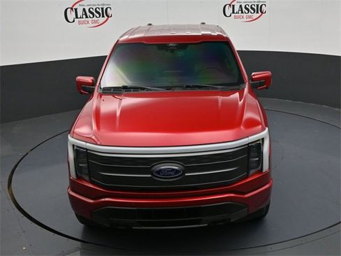 Used 2022 Ford F150 Lightning Lariat image 20