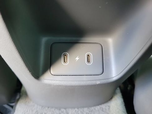 Used 2025 Hyundai Elantra Hybrid FWD image 13
