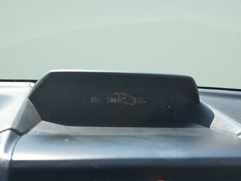 Used 2018 Subaru Impreza 2.0i Premium AWD/4WD image 16