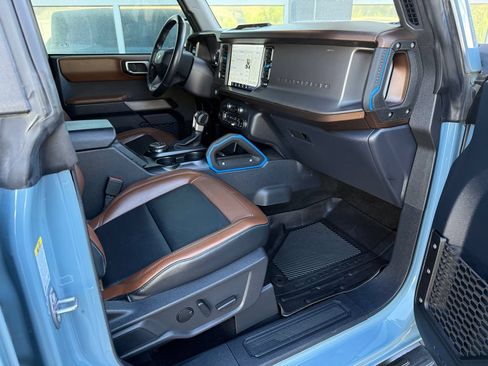 Used 2022 Ford Bronco Outer Banks AWD/4WD image 47