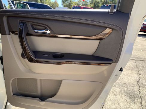 Used 2014 GMC Acadia Denali image 40