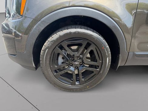 Certified 2024 Kia Telluride EX X-Line AWD/4WD image 9