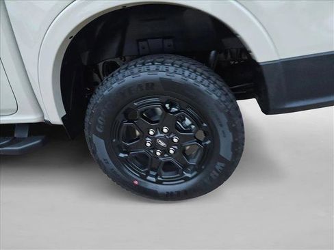 New 2025 Ford Ranger XLT w/ Equipment Group 301A High image 9