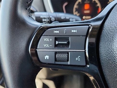 Used 2023 Honda Pilot Touring image 17