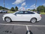 Used 2024 Chevrolet Malibu LT image 2