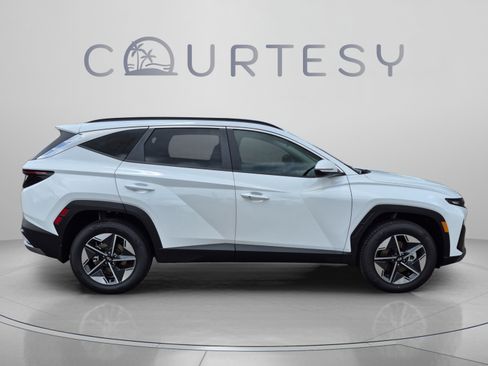 New 2026 Hyundai Tucson SEL AWD/4WD image 6
