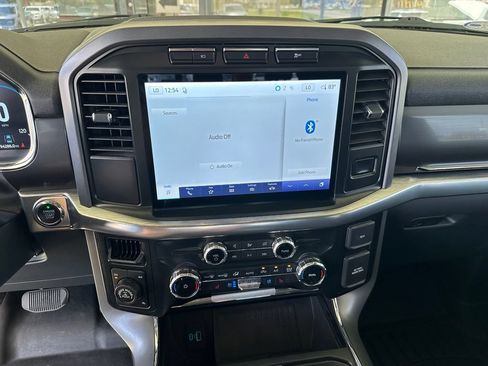 Used 2022 Ford F150 Lariat AWD/4WD image 23