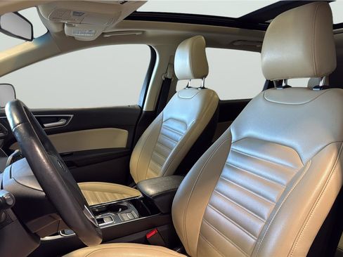 Used 2020 Ford Edge SEL w/ Convenience Package image 10