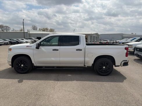 Used 2023 Chevrolet Silverado 1500 LTZ image 3