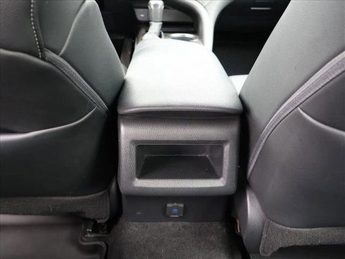 Used 2022 Toyota Camry SE FWD image 21