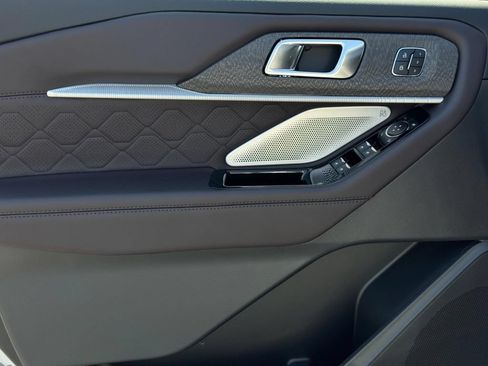 New 2026 Ford Explorer Platinum AWD/4WD image 21