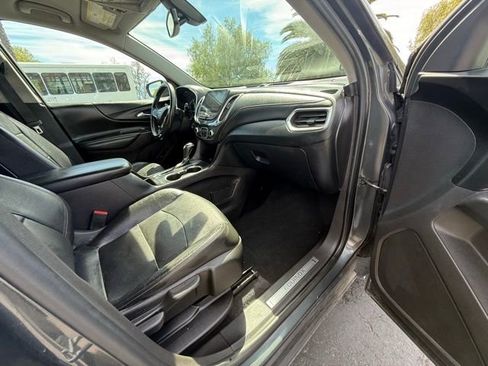 Used 2018 Chevrolet Equinox Premier image 10
