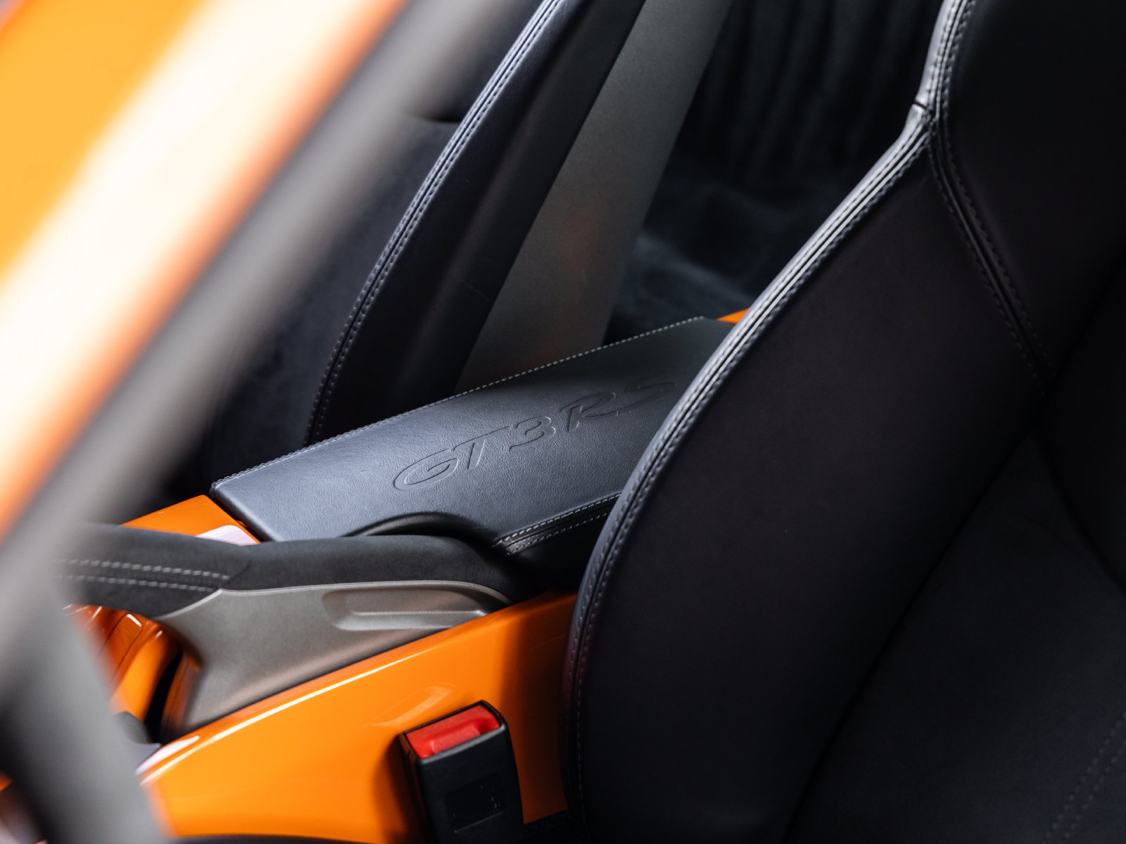 Used 2007 Porsche 911 GT3 RS RWD image 43