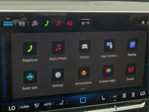 Used 2026 Volkswagen Tiguan SE R-Line FWD image 19