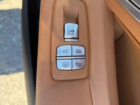 Used 2020 BMW 750i xDrive 750i xDrive image 12