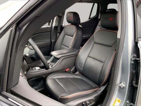 Used 2023 GMC Acadia AT4 w/ Technology Package AWD/4WD image 9