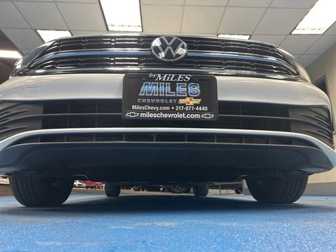 Used 2024 Volkswagen Jetta S image 13