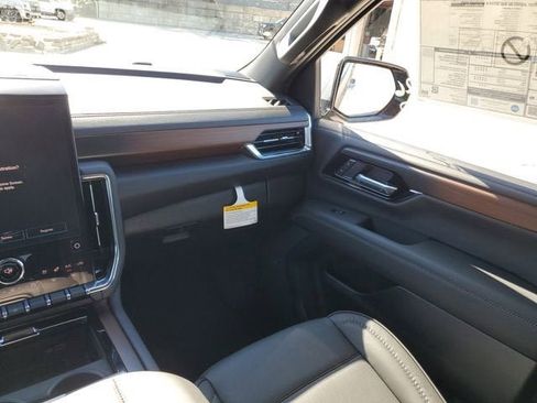 New 2026 GMC Yukon XL Denali w/ Sun & Power Step Package image 15