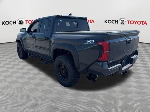 Used 2025 Toyota Tacoma TRD Off-Road w/ TRD Off Road Upgrade Package AWD/4WD image 6