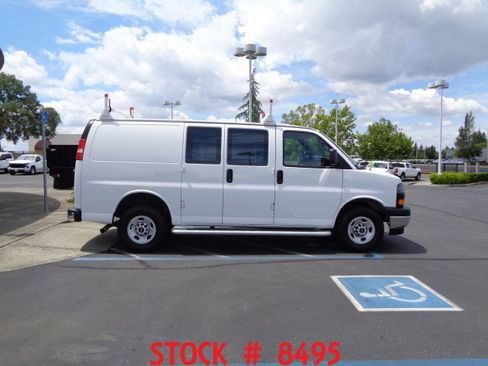 Used 2024 GMC Savana 2500 w/ Driver Convenience Package RWD image 9