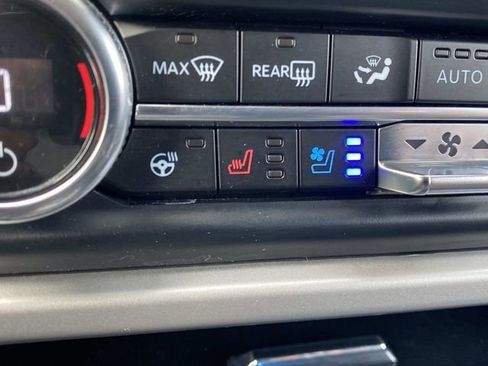 Used 2024 Ford Expedition Max XLT RWD image 30