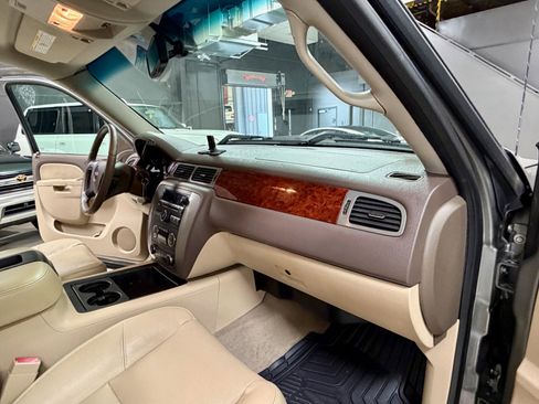 Used 2013 GMC Sierra 2500 SLT w/ SLT Convenience Package image 22