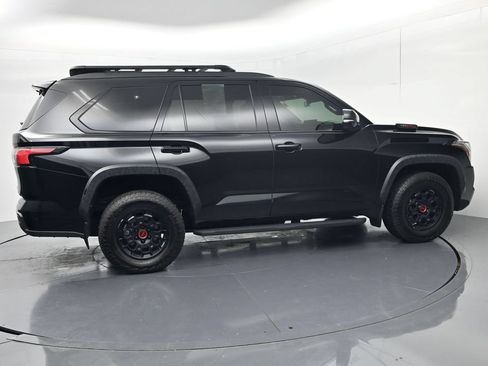 Used 2025 Toyota Sequoia TRD Pro AWD/4WD image 8