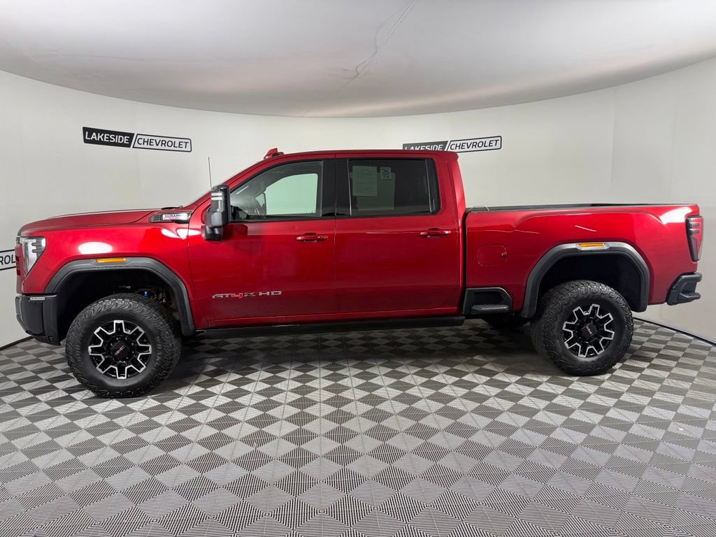 Used 2024 GMC Sierra 2500 AT4X AWD/4WD image 3
