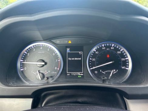 Used 2018 Toyota Highlander Limited AWD/4WD image 14