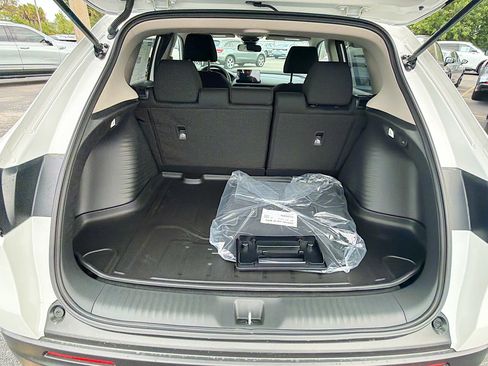 New 2026 Honda HR-V LX image 20