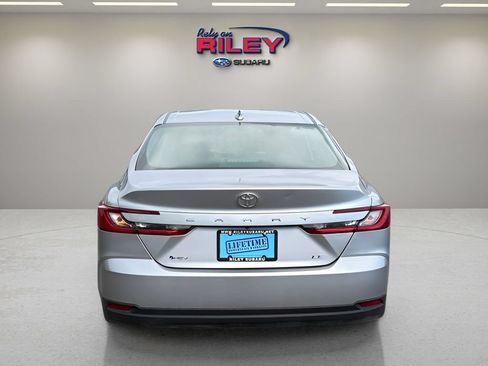 Used 2025 Toyota Camry LE FWD image 4