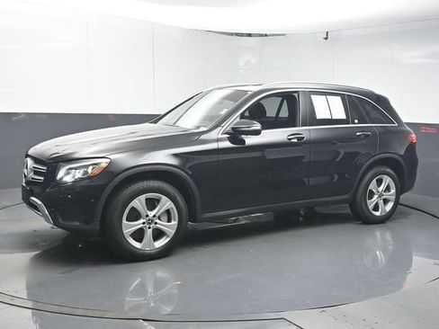 Used 2018 Mercedes-Benz GLC 300 image 4