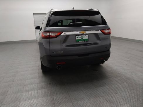 Used 2020 Chevrolet Traverse LT FWD image 6