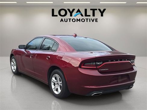 Used 2023 Dodge Charger SXT image 3