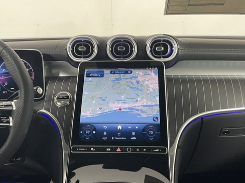 New 2026 Mercedes-Benz GLC 300 image 17