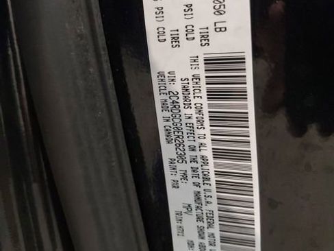 Used 2014 Dodge Grand Caravan SXT image 33