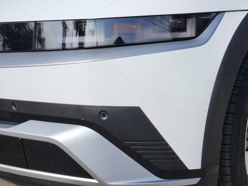 Certified 2025 Hyundai Ioniq 5 SEL image 9