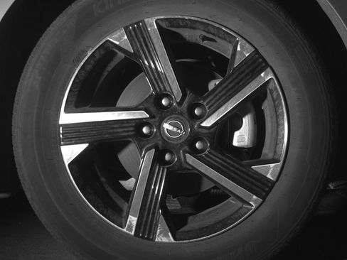 Used 2025 Nissan Sentra SV FWD image 13