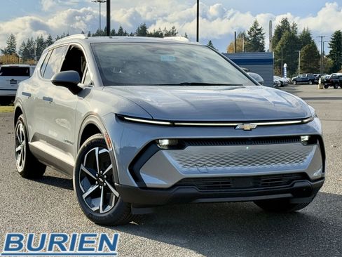 New 2026 Chevrolet Equinox EV LT image 7