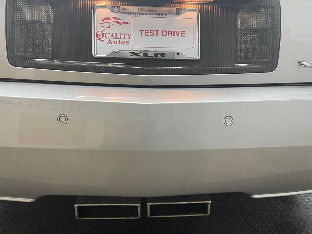 Used 2006 Cadillac XLR RWD image 40