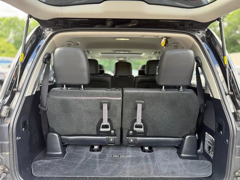 Used 2016 Toyota Land Cruiser w/ Four Season Floor Mat Package AWD/4WD image 20
