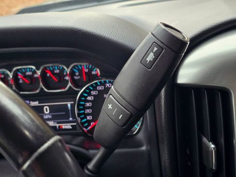 Used 2017 Chevrolet Silverado 1500 LT w/ LT Eassist Package image 28