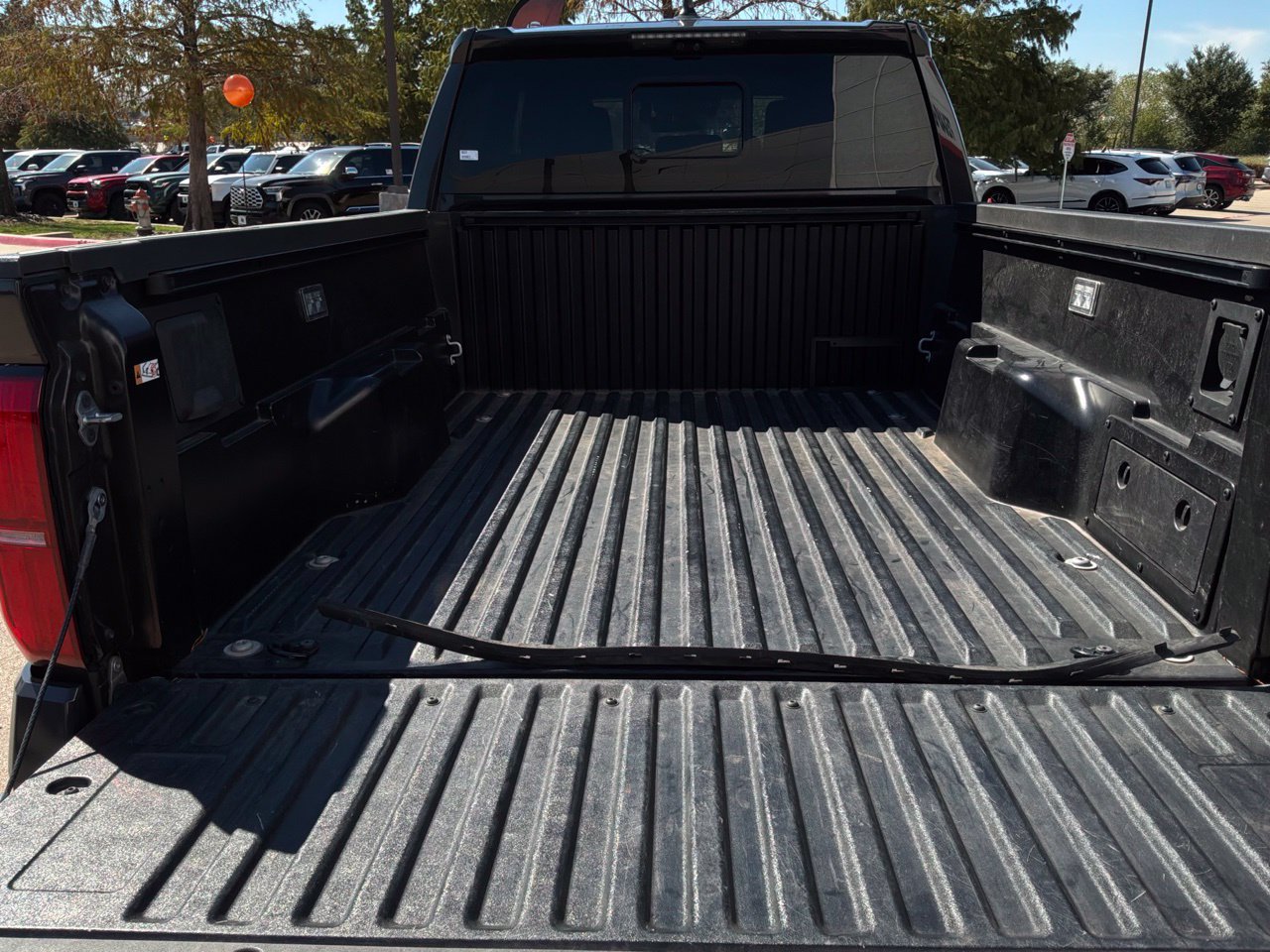 Used 2024 Toyota Tacoma TRD Sport w/ TRD Sport Premium Package AWD/4WD image 12