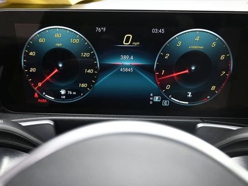 Used 2022 Mercedes-Benz GLB 250 image 10