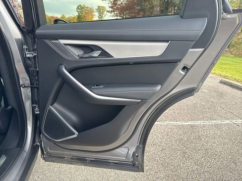 New 2026 Jaguar F-PACE R-Dynamic S image 17