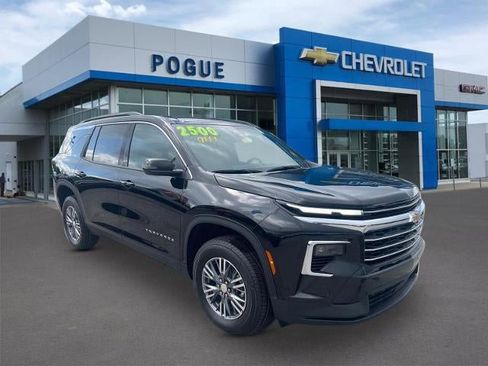 New 2026 Chevrolet Traverse LT FWD image 5