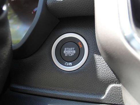 New 2026 RAM 3500 Laramie AWD/4WD image 21