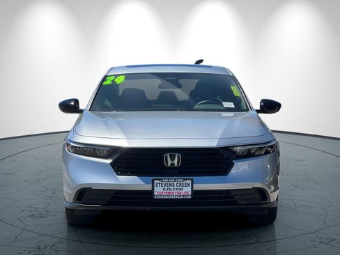 Used 2024 Honda Accord Sport image 9