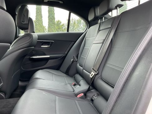 Used 2025 Mercedes-Benz C 300 Sedan image 18